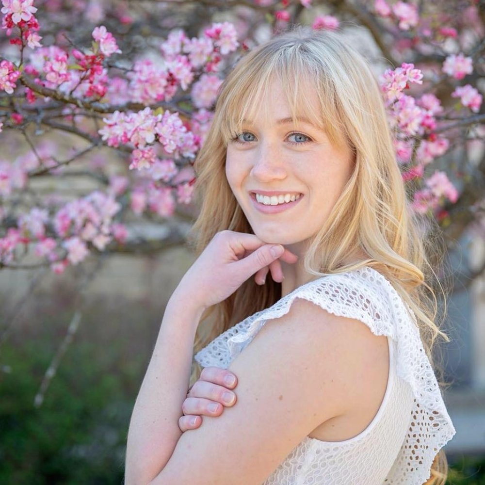 Meet your Posher, Emily